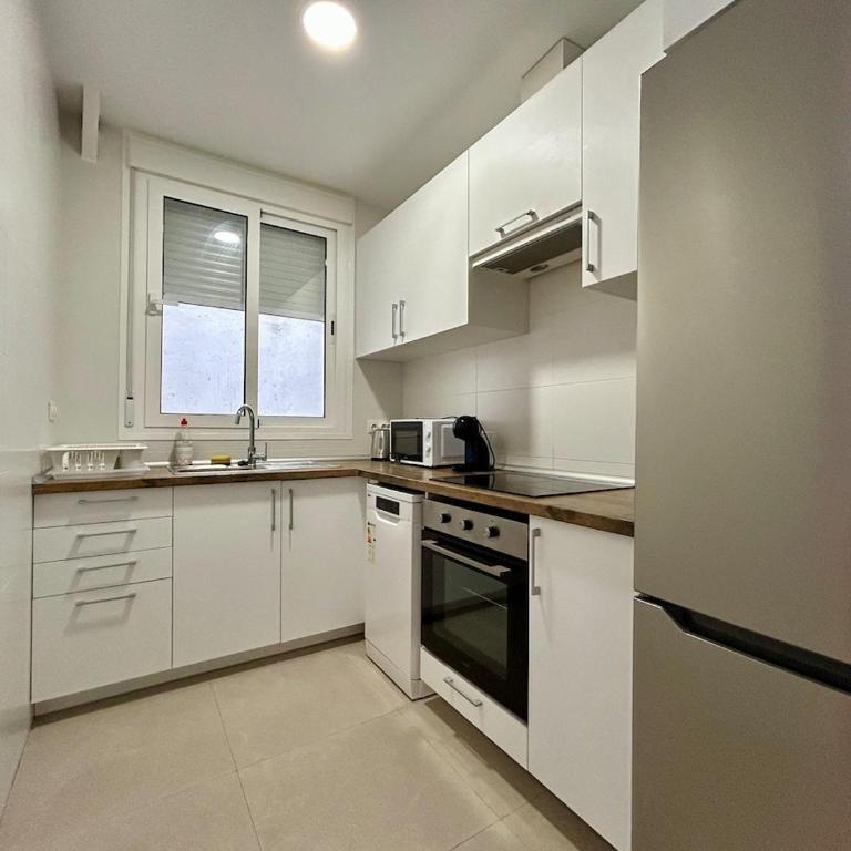 Suite Santa Faz Moderno Centro Histórico - Three-Bedroom Apartment - 33