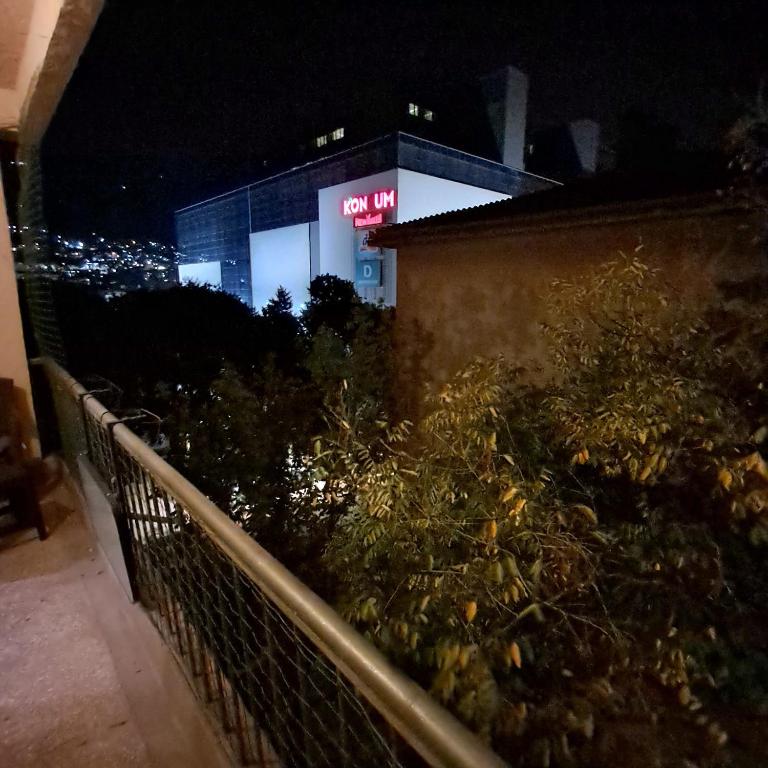 Le Pepina - Three-Bedroom Apartment with Balcony - 12
