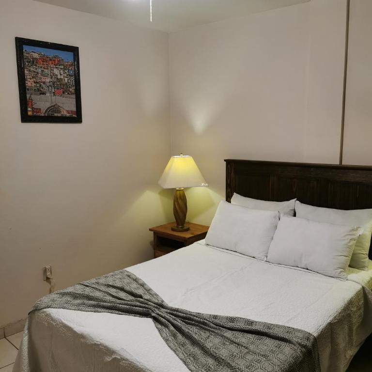 H san Carlo suite - Deluxe Double Room with Balcony - 2