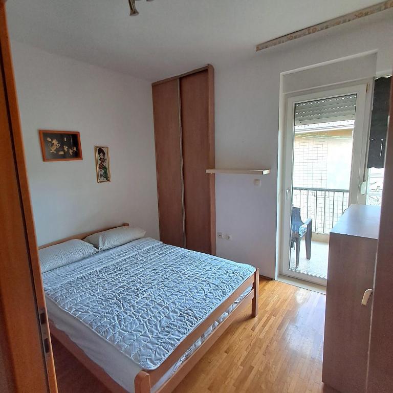 Le Pepina - Three-Bedroom Apartment with Balcony - 22