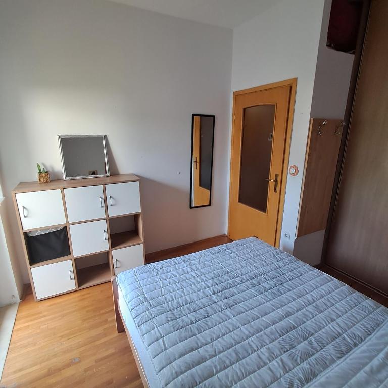 Le Pepina - Three-Bedroom Apartment with Balcony - 25