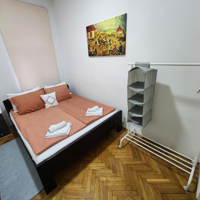 Authentic Belgrade Centre Apartment #5, Four bedrooms, One Full Bathroom, One Toilet - Three-Bedroom Apartment - 3