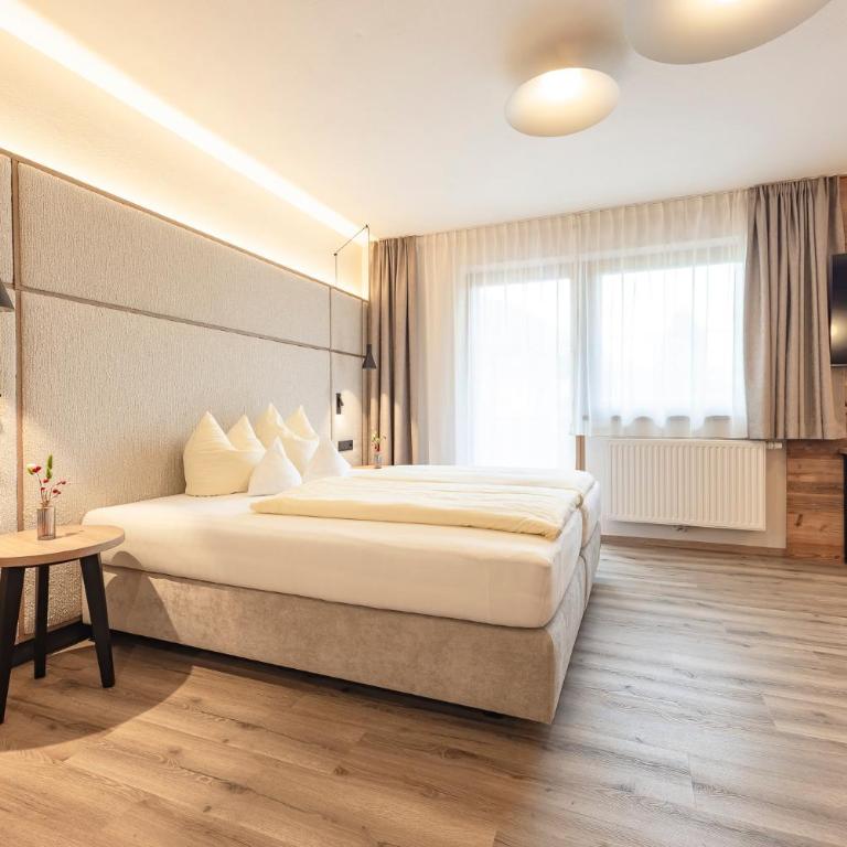Aktiv & Vitalhotel Bergcristall - Familienzimmer mit Balkon - 4