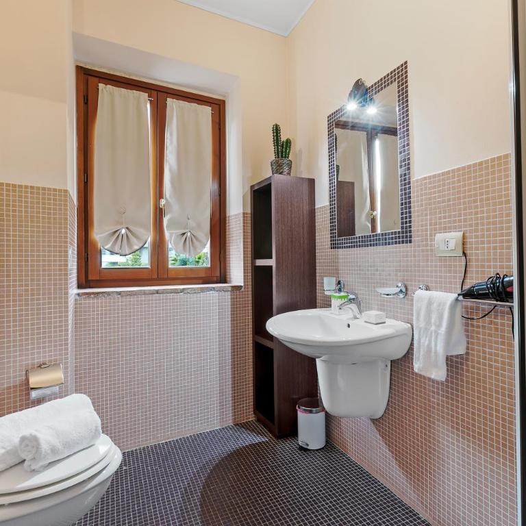 Agriturismo Cascina Crocelle - Lake View and Heated Pool - Appartamento con 1 Camera da Letto e Terrazza - 9