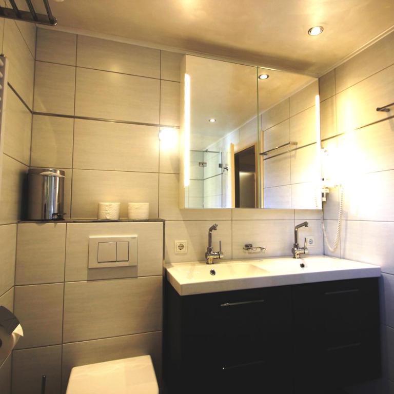 Alpenlandhaus Menardi - Apartment mit 2 Schlafzimmern - 3