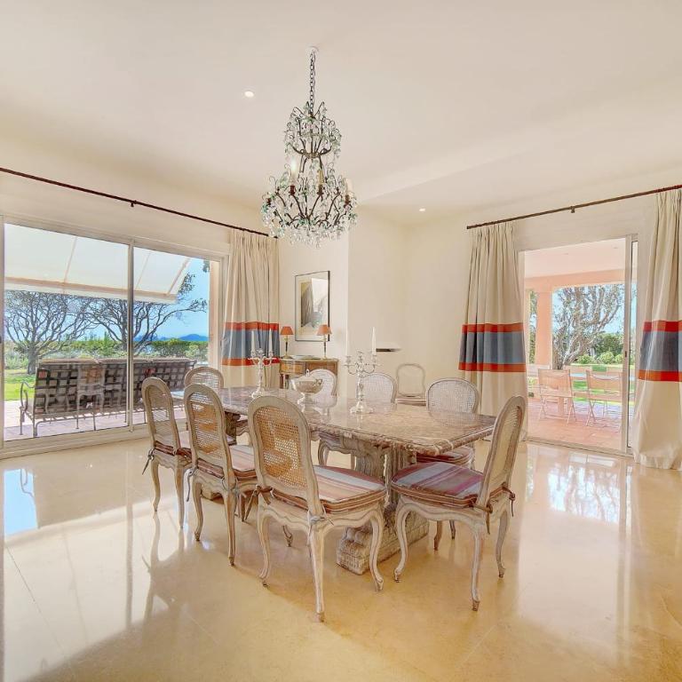 REF 137 - Cap d'Antibes seafront - Villa for rent - Villa - 14