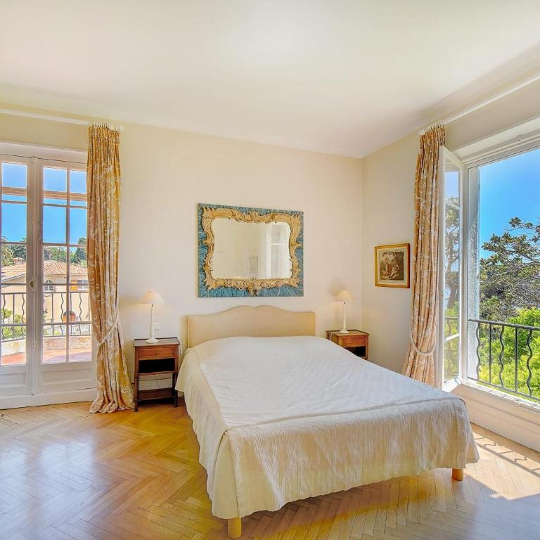 REF 137 - Cap d'Antibes seafront - Villa for rent - Villa - 18