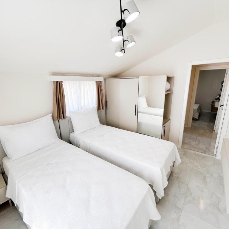The House Rooms - Family Suite - 1