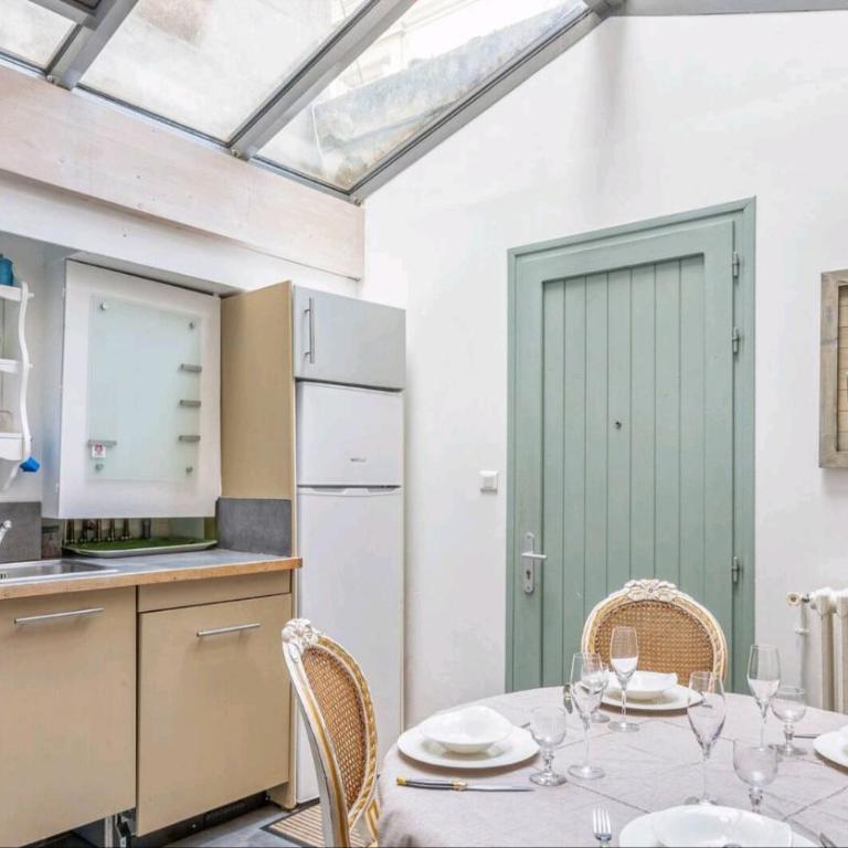 L'atypique, au centre ville pour 4 à 5 personnes - Apartment mit 2 Schlafzimmern - 3