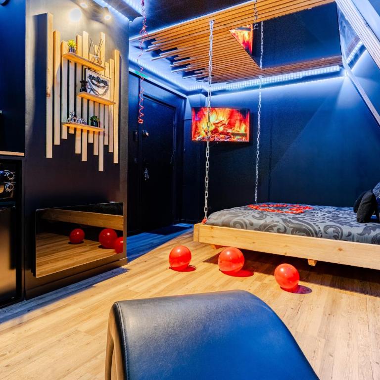 Suite romantique près de la plage avec Jacuzzi - DARK ROOM - Apartment mit 1 Schlafzimmer - 5