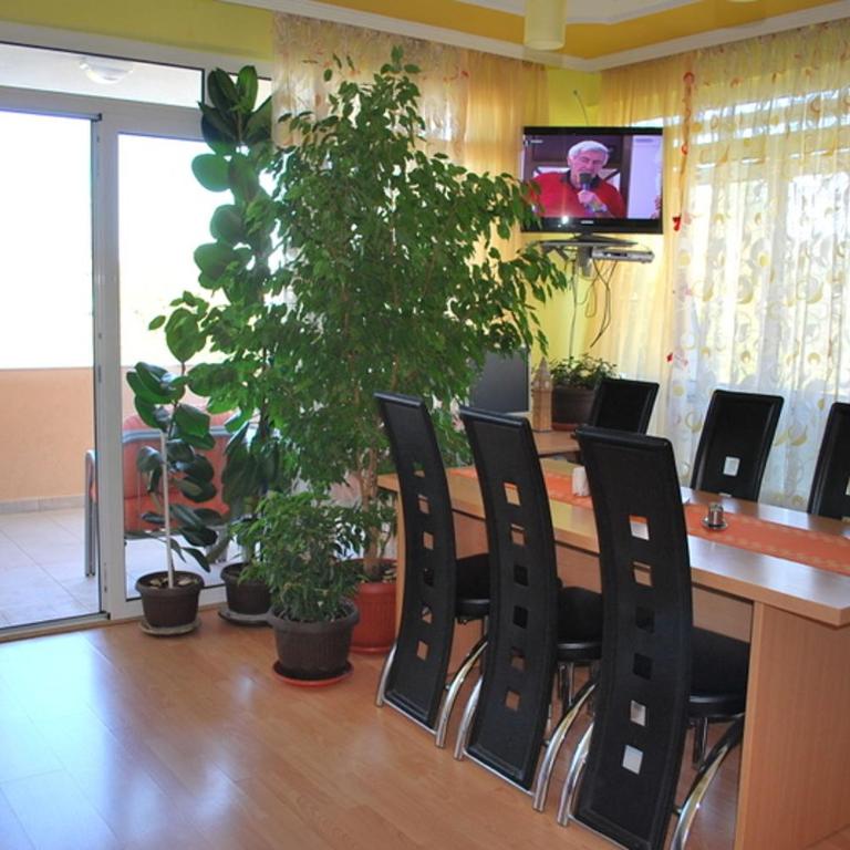 Apartments Stevanović - Two-Bedroom Apartment - 6