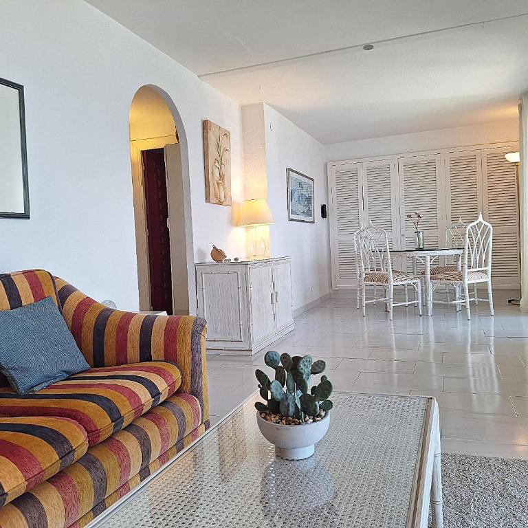 APARTAMENTO Los CISNES - One-Bedroom Apartment - 19