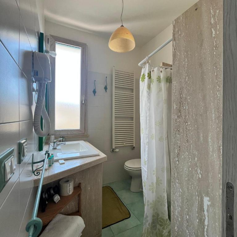 Camere Borgo - Quadruple Room with Private Bathroom - 17