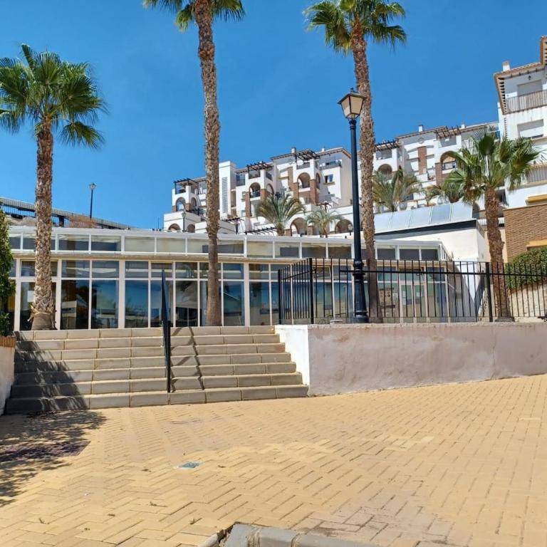 Precioso apartamento con jardín privado en urbanización con spa - Apartamento de 2 dormitorios - 34