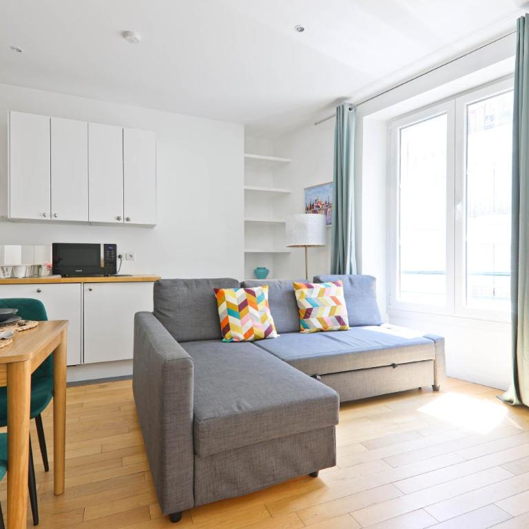 1 Bedroom Apartment - 6P - Republique, Paris - Two-Bedroom Apartment - 1