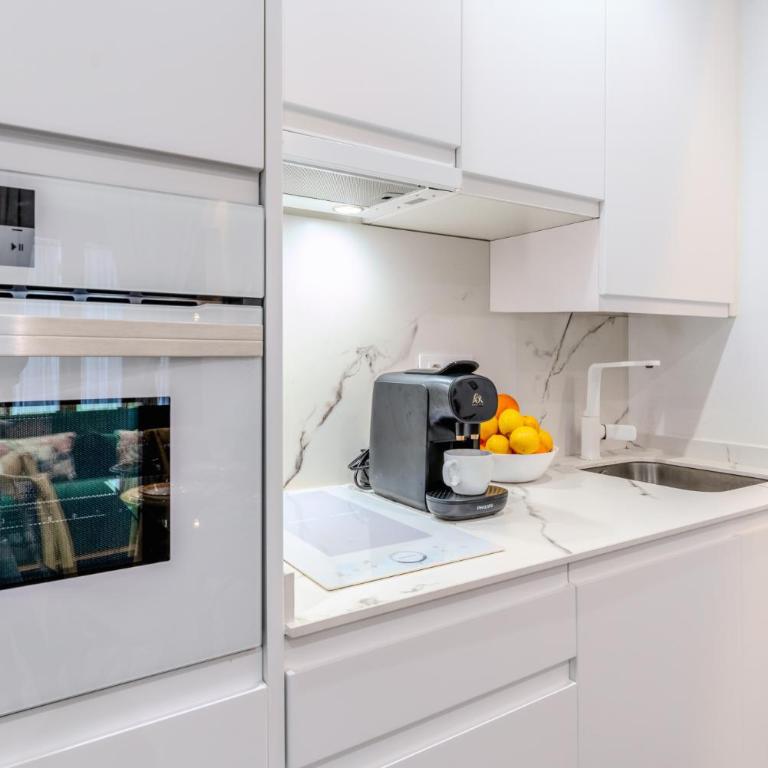 Francos Terraza Olehousing - Two-Bedroom Apartment with Terrace - 30