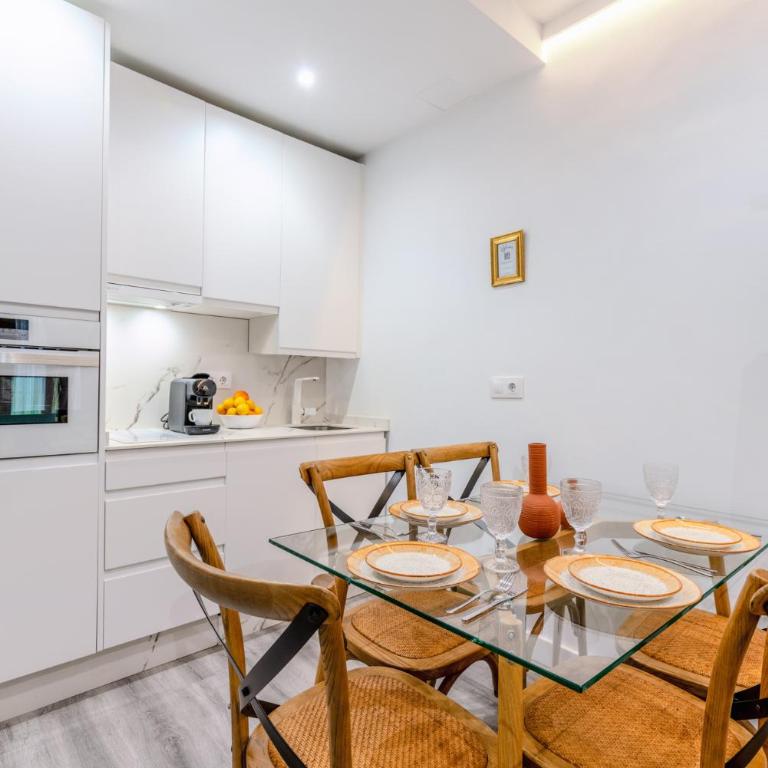 Francos Terraza Olehousing - Two-Bedroom Apartment with Terrace - 5