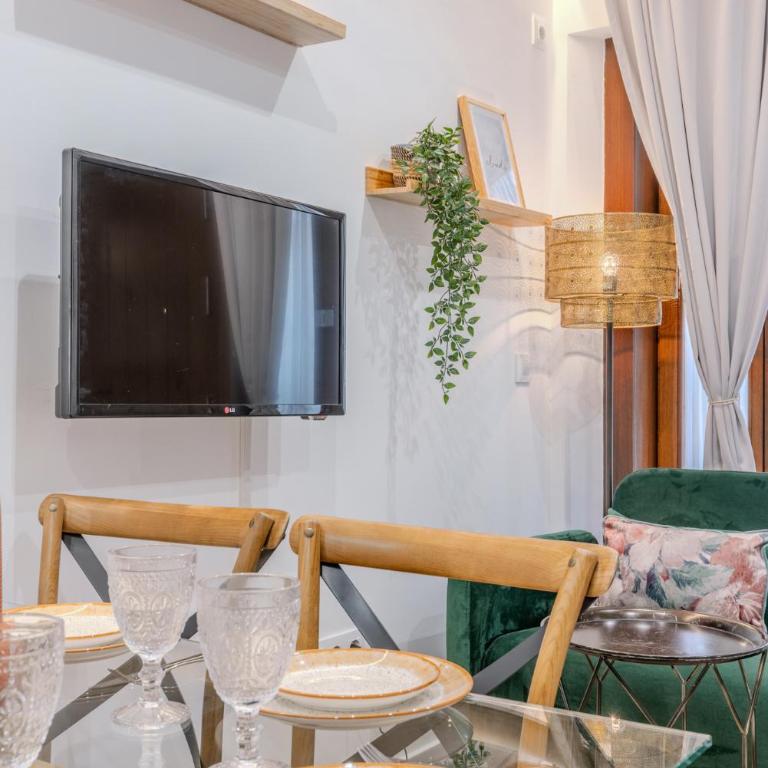 Francos Terraza Olehousing - Two-Bedroom Apartment with Terrace - 22