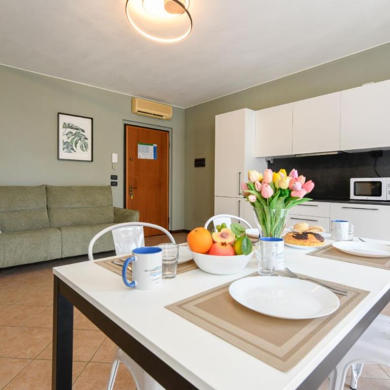 Palazzo Garda - Modern Lake Apartments - Appartamento con Vista Città - 15