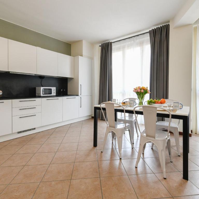 Palazzo Garda - Modern Lake Apartments - Appartamento con Vista Città - 17