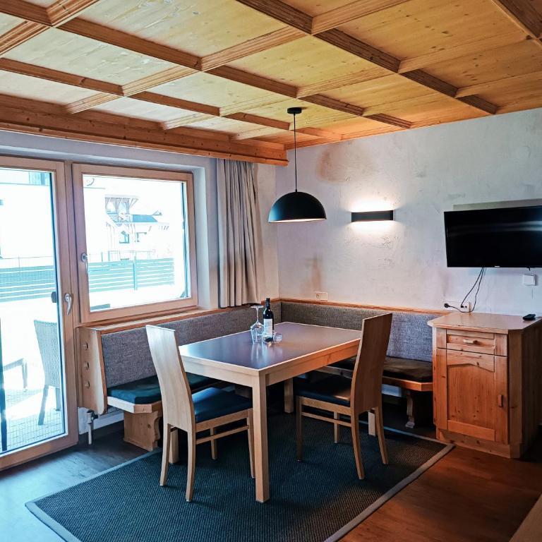 Appartements Fossa - Two-Bedroom Apartment with terrace TOP 1 - 7