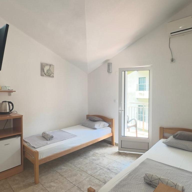Meljine Star - Twin Room with Balcony - 2