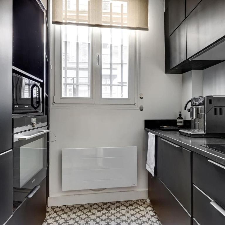 BM-Maison de ville en plein coeur du Marais - Appartement - 9