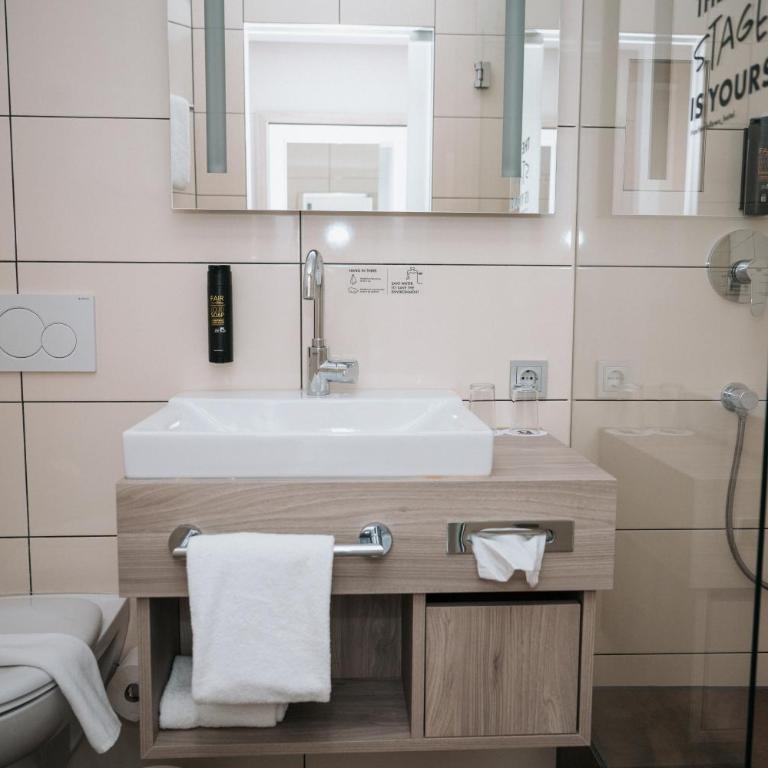 Feringapark Hotel by Coffee Fellows Hotels - Zimmer mit Queensize-Bett - 8