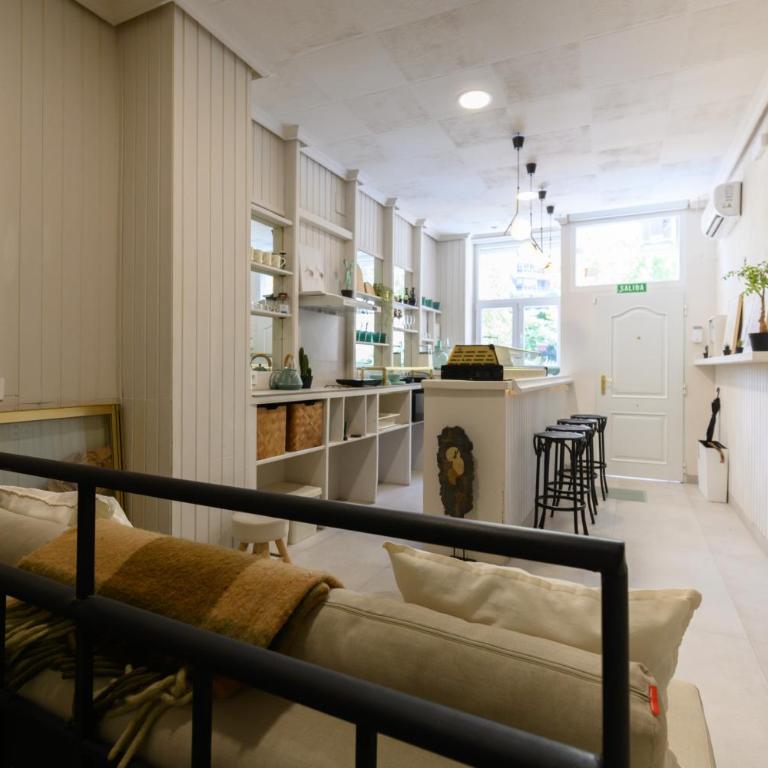 PVB40 - Loft creativo con barra y estilo único moderno - Apartamento de 1 dormitorio - 6