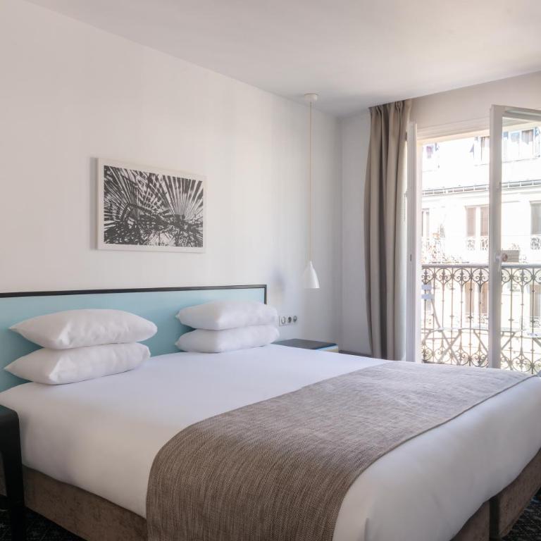 Hotel Palm - Astotel - Chambre - Vue sur Tour Eiffel - 1