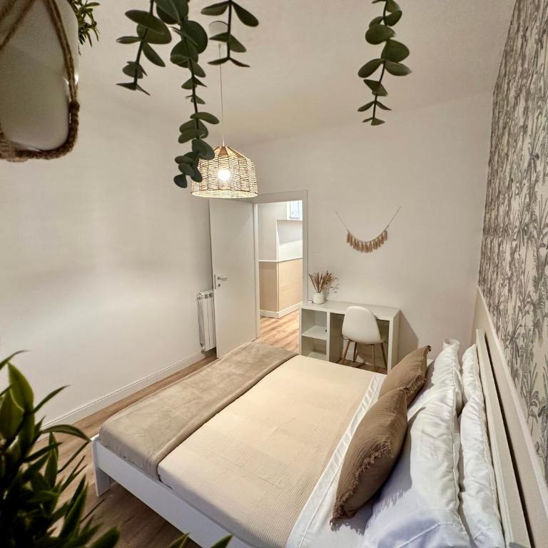 Domoi Property Apartment - Three-Bedroom Apartment with Balcony - 12