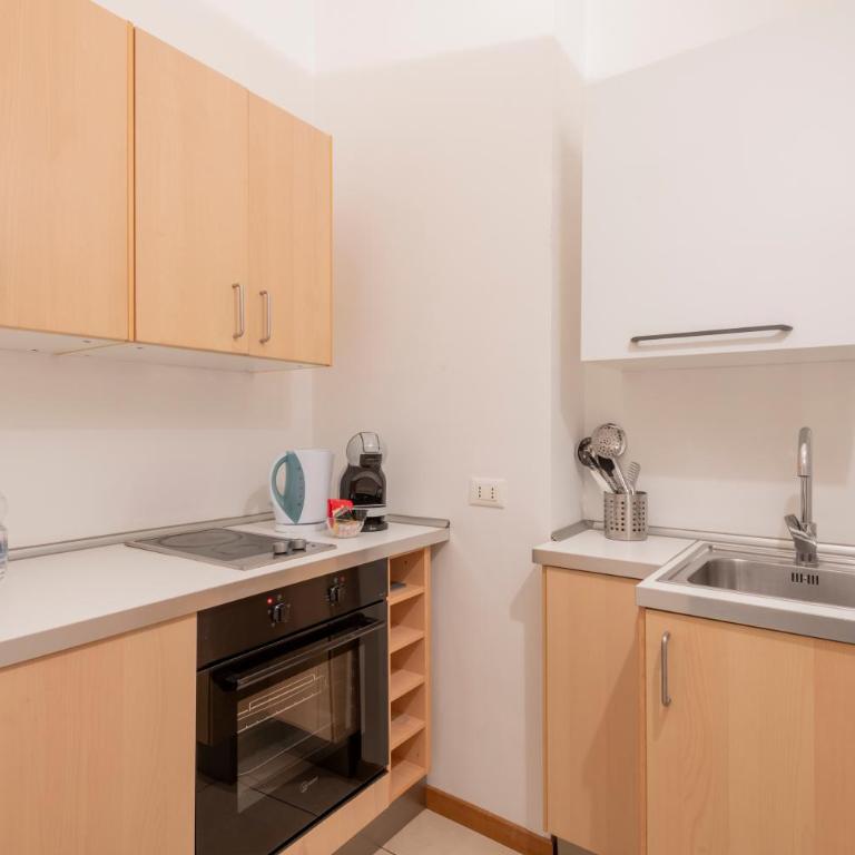 Suite nel Cuore di Milano - B Home - Appartamento con 1 Camera da Letto - 12