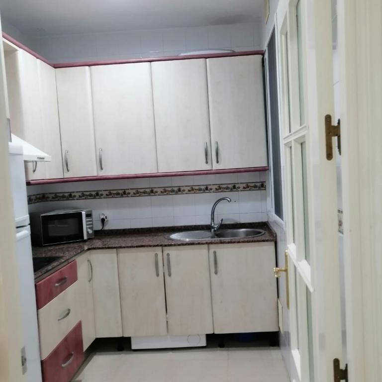 Piso centro de Cádiz - Apartamento de 2 dormitorios - 5