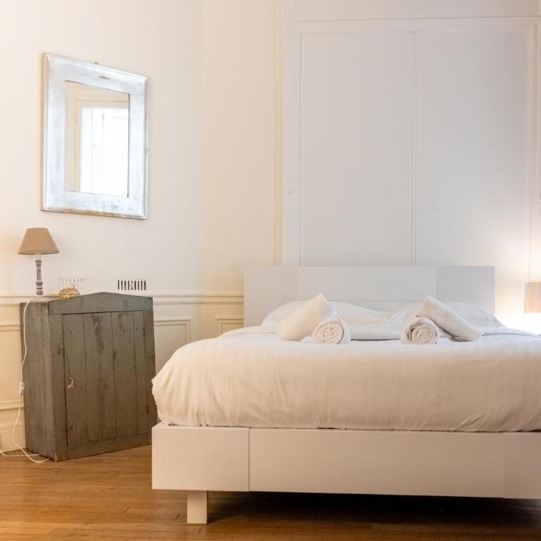 Luxurious 4 Bedroom Apartment next to The Eiffel Tower - Appartement - 21