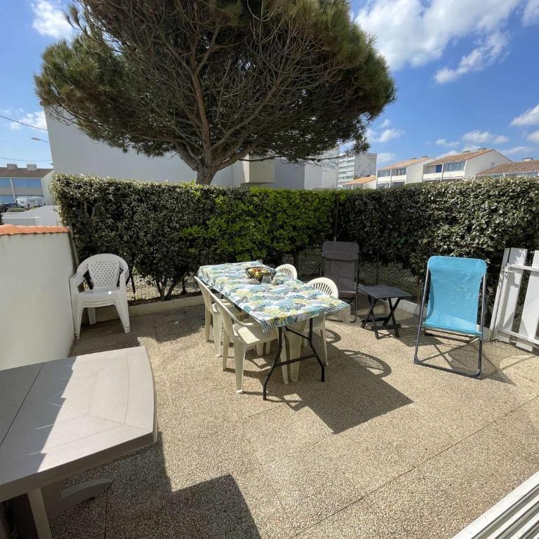 Studio confortable avec terrasse et parking à 300m de la plage - FR-1-224C-236 - Apartment - 19