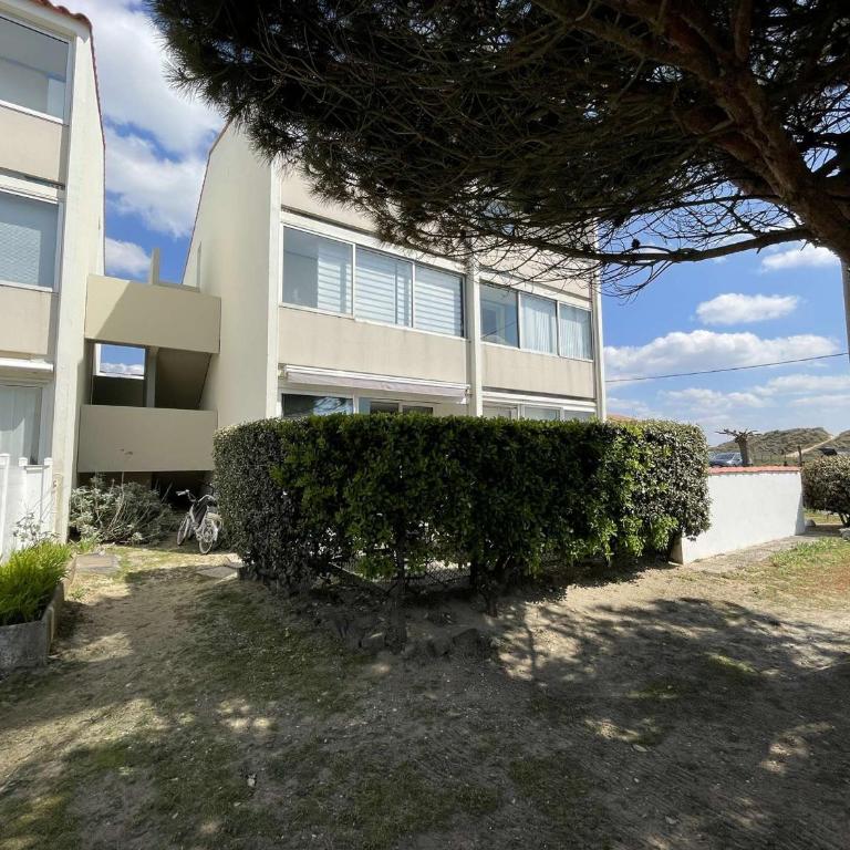 Studio confortable avec terrasse et parking à 300m de la plage - FR-1-224C-236 - Apartment - 20