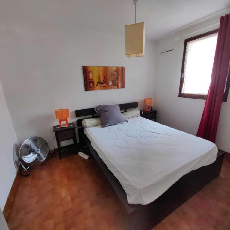 Charmant T2 Mezzanine dans la Pinède, 5 Pers, Piscine - FR-1-607-77 - Appartement (5 Adultes) - 17