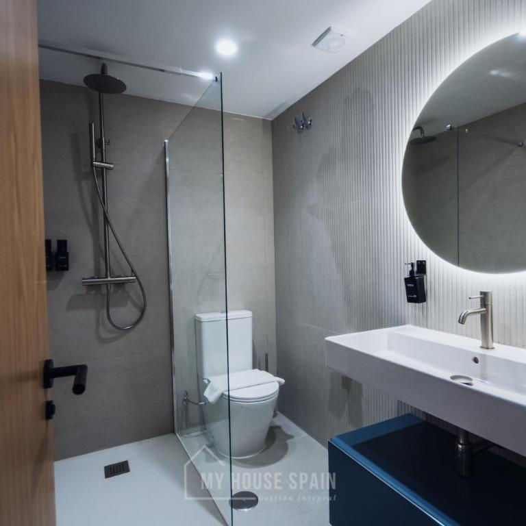 Hotel Central by MyHouseSpain - Habitación Doble - 8