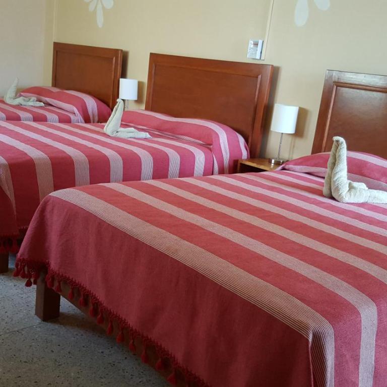 Hotel Florida Oaxaca - Habitación con 3 camas dobles - 7