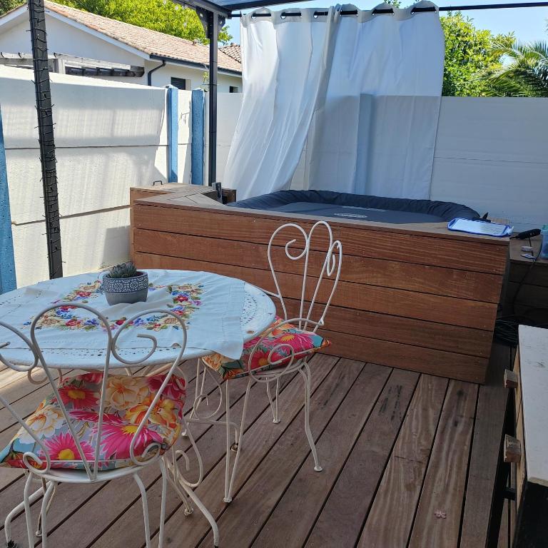 Petite maison mitoyenne, proche port & Arcachon - Apartment mit 1 Schlafzimmer - 1