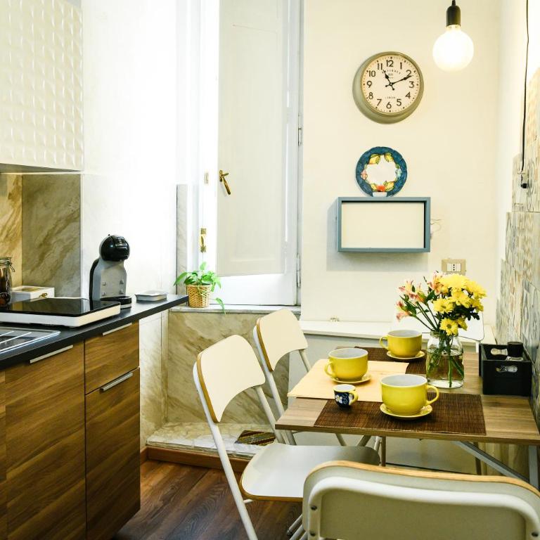 Le suite Vomero - Two-Bedroom Apartment - 23