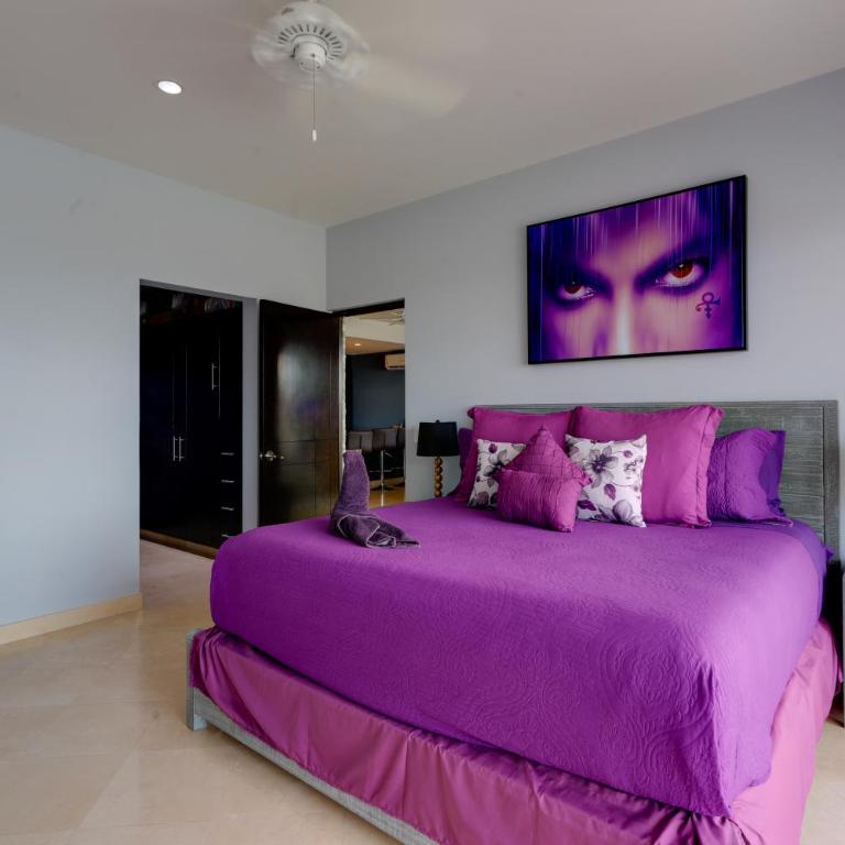 Luxe Mtn Top Retreat w/ Pool Access & Sea View! - Apartamento - 5