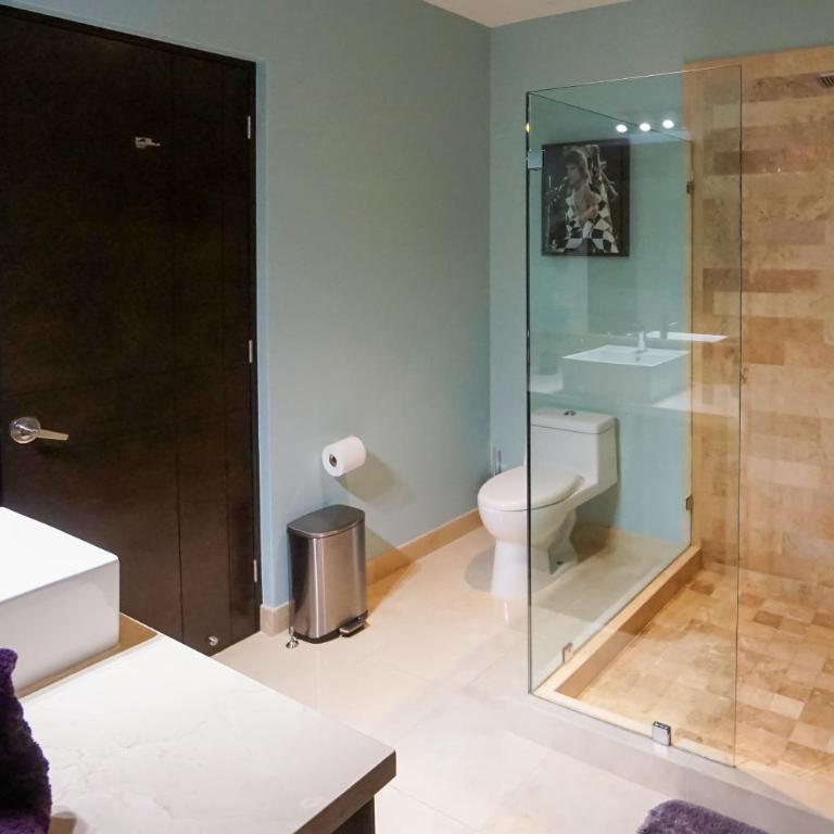 Luxe Mtn Top Retreat w/ Pool Access & Sea View! - Apartamento - 8