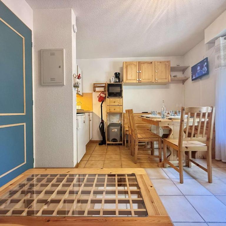 Appartement cosy à 500m du centre, 5 pers, terrasse, parking, casier à ski - Praz-sur-Arly - Appartement 1 Chambre - 6