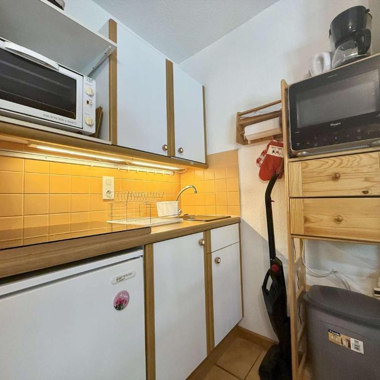 Appartement cosy à 500m du centre, 5 pers, terrasse, parking, casier à ski - Praz-sur-Arly - Appartement 1 Chambre - 8