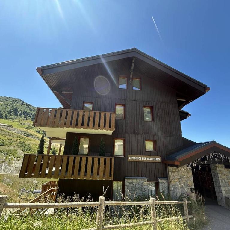 Appartement skis aux pieds à Méribel avec balcon - 4 pers. - FR-1-355-122 - Studio - 11