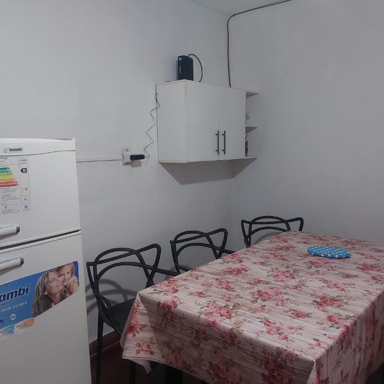 Alojamiento Las nenas a la vuelta del corsodromo - Casa de 2 dormitorios - 5