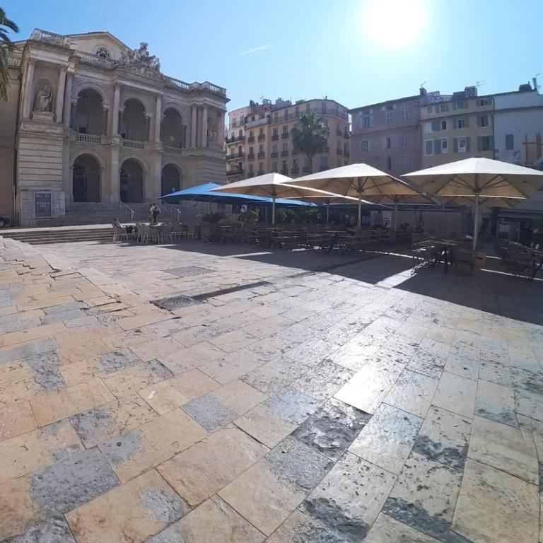Appartement dans le centre historique de Toulon - Apartamento de 1 dormitorio - 7