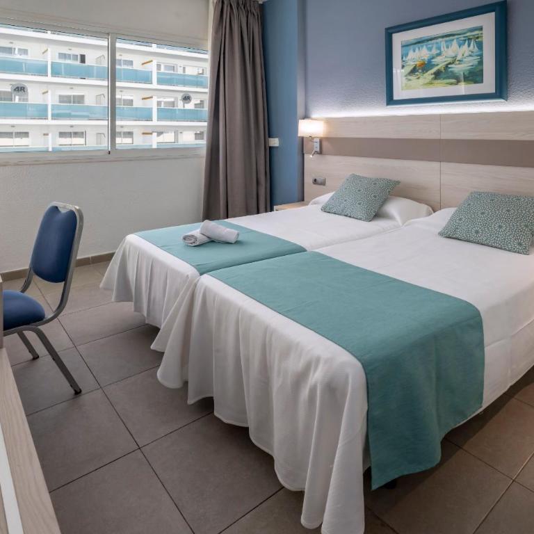 4R Salou Park Resort I - Habitación Doble Estándar sin balcón (2 adultos) - 1