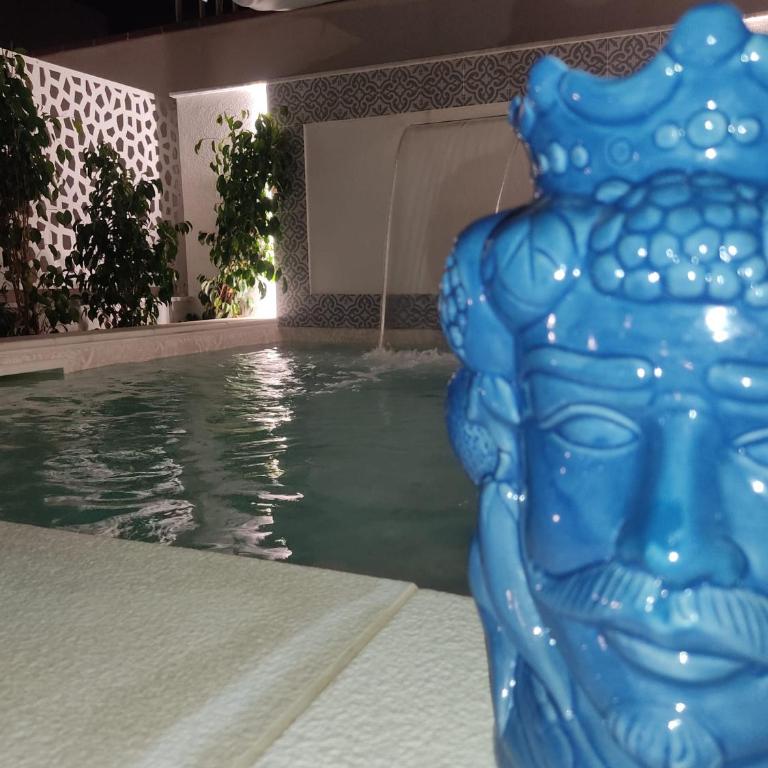 Panhouse Rooms & Suite - Queen Room with Pool View - 21